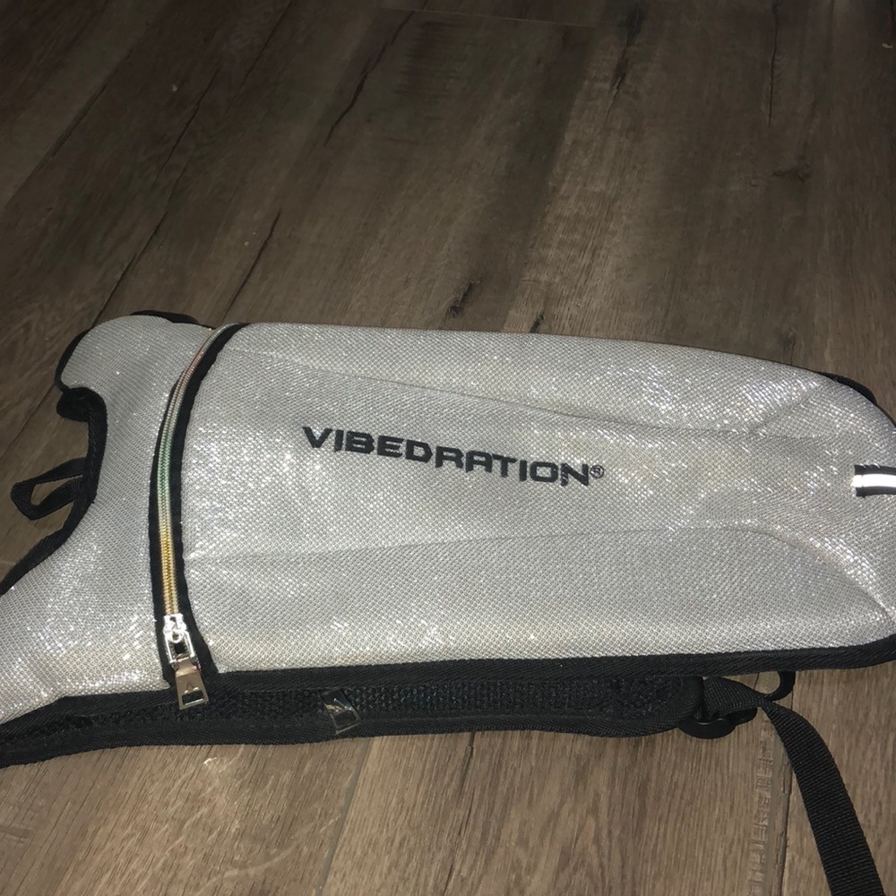Vibedration hydropack